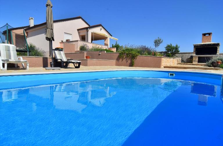 Kuća za odmor Diana - B&B Sukosan