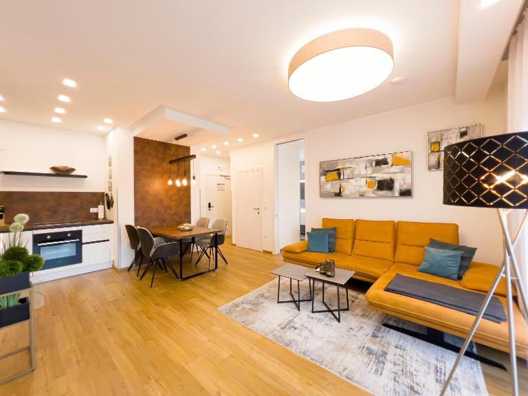 VIVA Apartments - B&B Graz