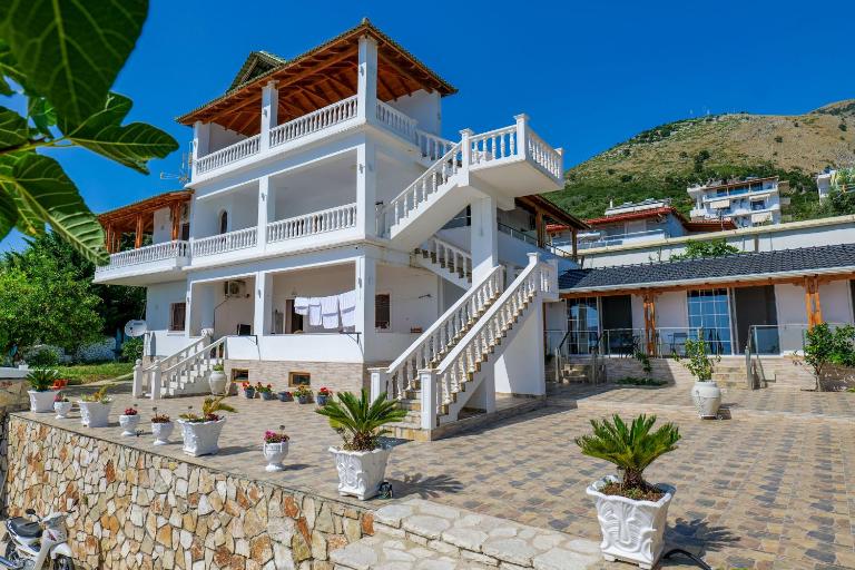 Vila Olsi - B&B Borsh