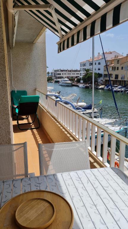 Portambar - Chambres d'hôtes Empuriabrava