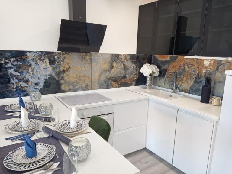 Apartman Lux - Bed and Breakfast Makarska