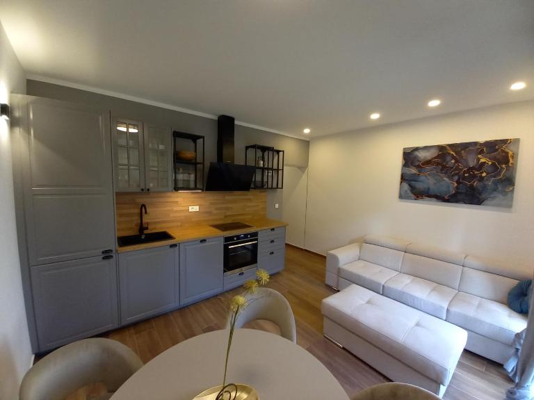 Ferma - B&B Makarska