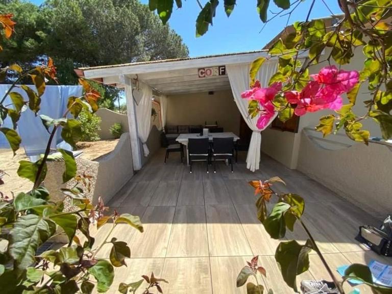 Casa Teresa - Bed and Breakfast Porto Pino
