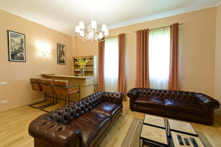 Pensiunea Elphin - B&B Târgu Mureş