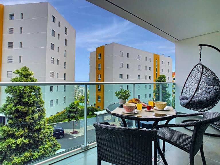 Alameda Apartment by LovelyStay - B&B Funchal