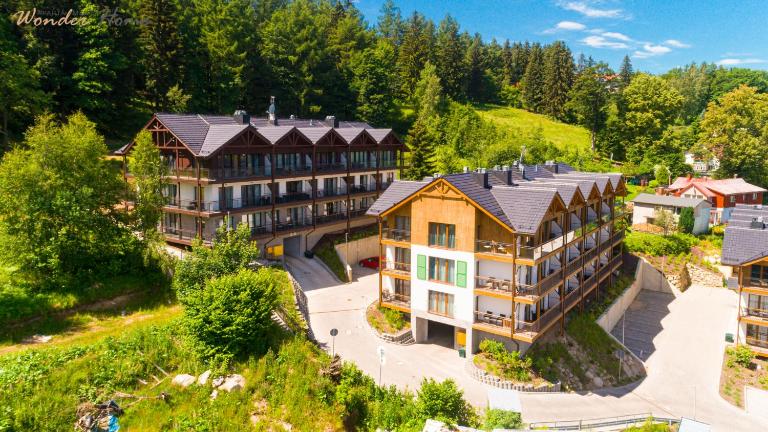 Wonder Home - Apartamenty Karpatia Resort tuż przy stoku i blisko szlaków turystycznych - B&B Karpacz
