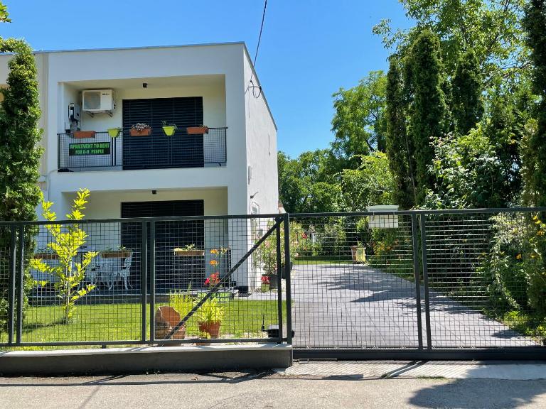 House for 6 ppl at Lake Balaton - B&B Siófok