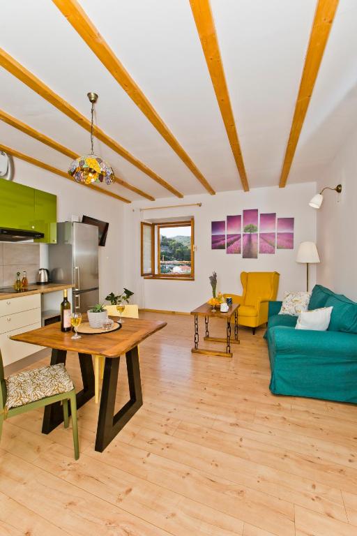 Sparrow Nest Hvar - Bed and Breakfast Hvar