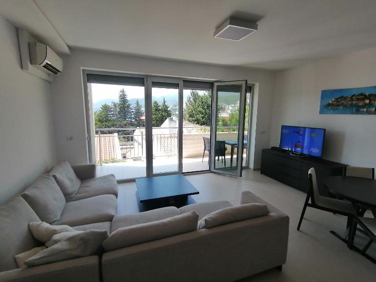 Apartman Sara - Bed and Breakfast Pržno
