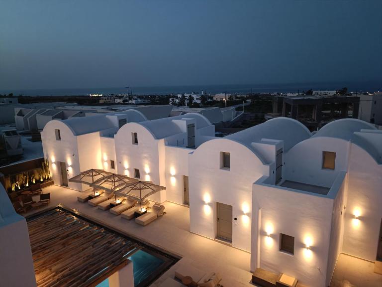 AVAL All Suite - B&B Mesariá