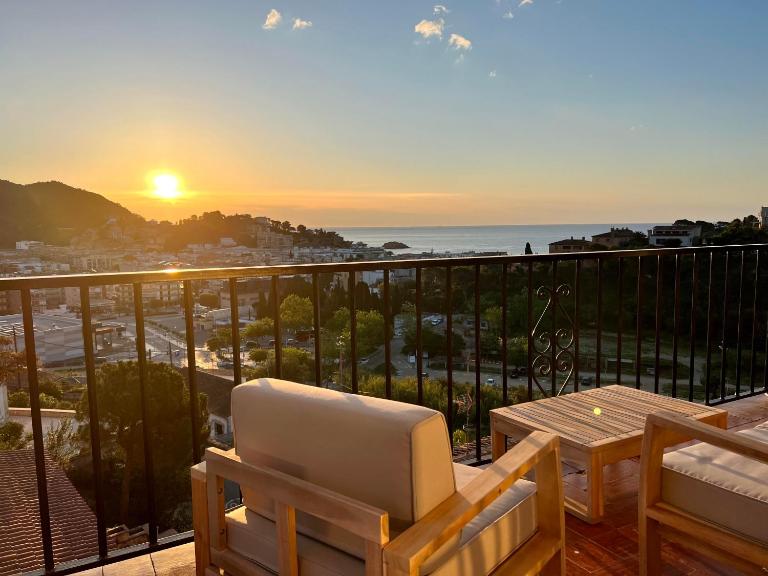 ZEN Apartment sea views - Bed and Breakfast Tossa de Mar
