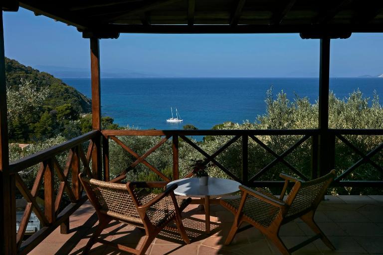 Skiathos Villa Ira - Bed and Breakfast Koukounaries