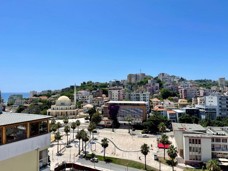 ILLYRIA SQUARE - CITY CENTER APT - WIFI 500 mbs - Ferienwohnung Durrës
