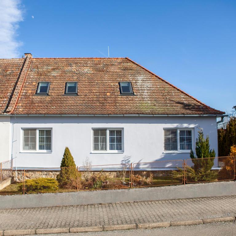 Apartmány Domek u lesa - Ferienwohnung Bítov