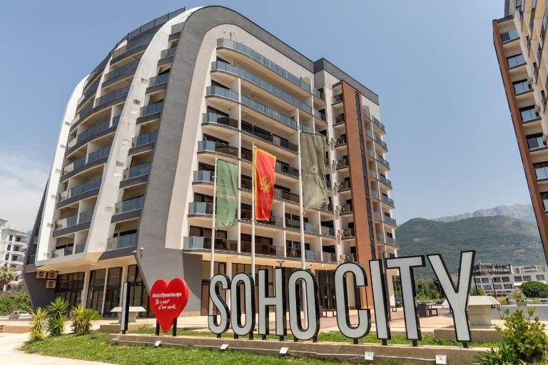 Soho city apartment - Ferienwohnung Bar