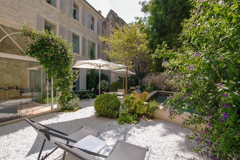 N°15 Les Confidences - Chambres d'Hôtes - Bed and Breakfast Avignon