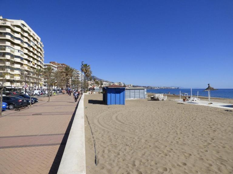 Apto FUENGIROLA PLAYA DE TORREBLANCA - Bed and Breakfast Fuengirola