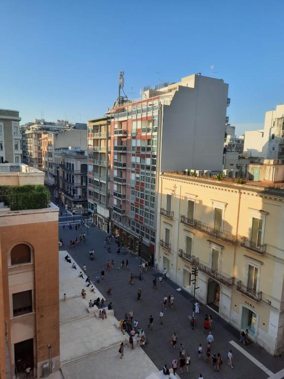 Interno 11 city view with kitchen - 70 mq - B&B Bari