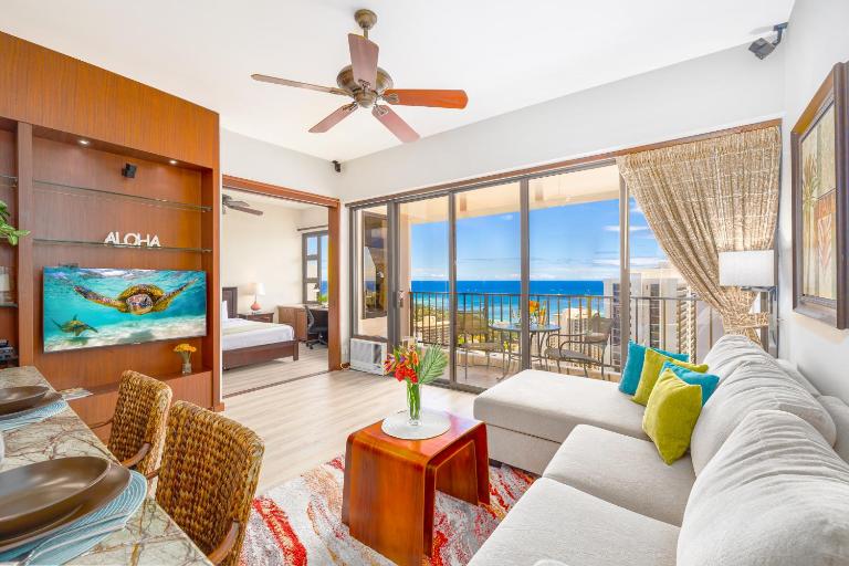 38FL Upscale Penthouse with Ocean Views and Parking - Ferienwohnung Honolulu