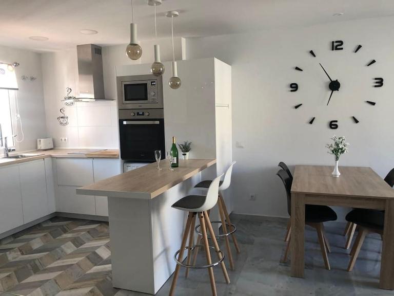 Encantador apartamento residencial con piscina - B&B Torremolinos