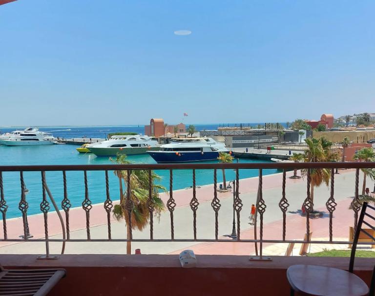 Amazing 2 bedrooms' Flat Marina El-Hurghadah - Ferienwohnung Hurghada