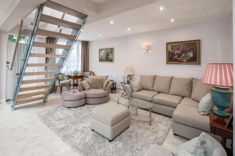 Elegant house with rooftop terrace - B&B Londra