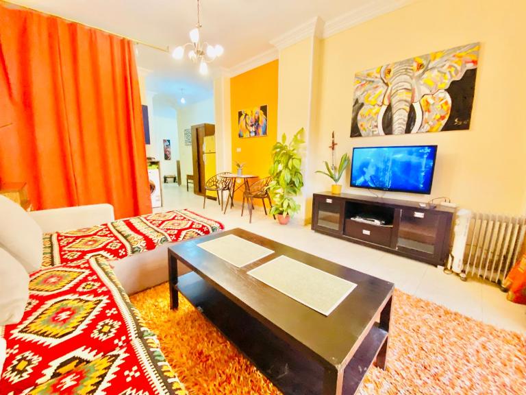 Safari Home with Wi Fi Hurghada center - B&B Hurghada