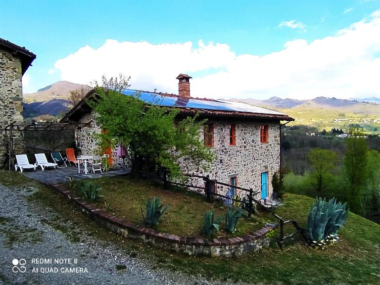 Agriturismo Paneolio - B&B Villa Collemandina