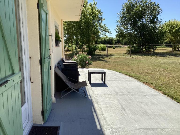 Apartment Sleeps 4 with Private Pool - B&B Villelongue-de-la-Salanque