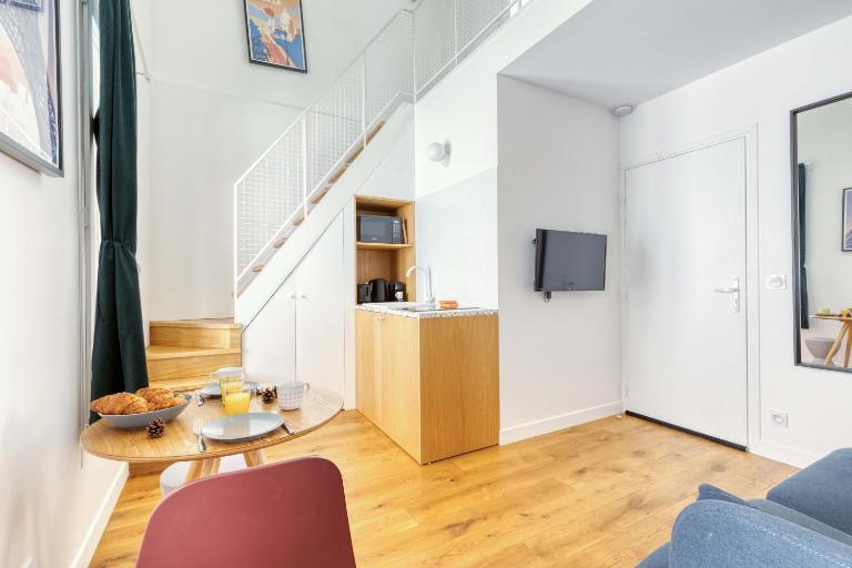 Les Cottages de Montmartre - Secret Courtyard - B&B Parigi