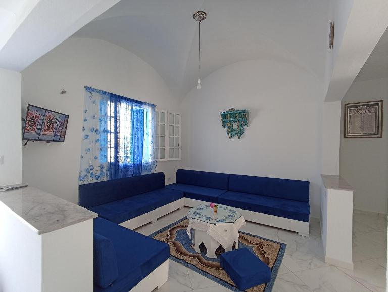 Maison S+1 très bien équipée à 2mn de la plage - Ferienwohnung Kélibia