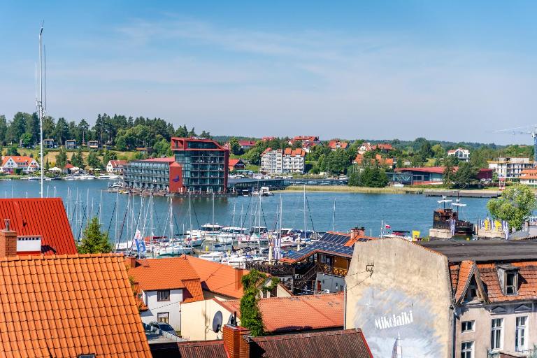 Apartament z Widokiem - Ferienwohnung Mikolajki