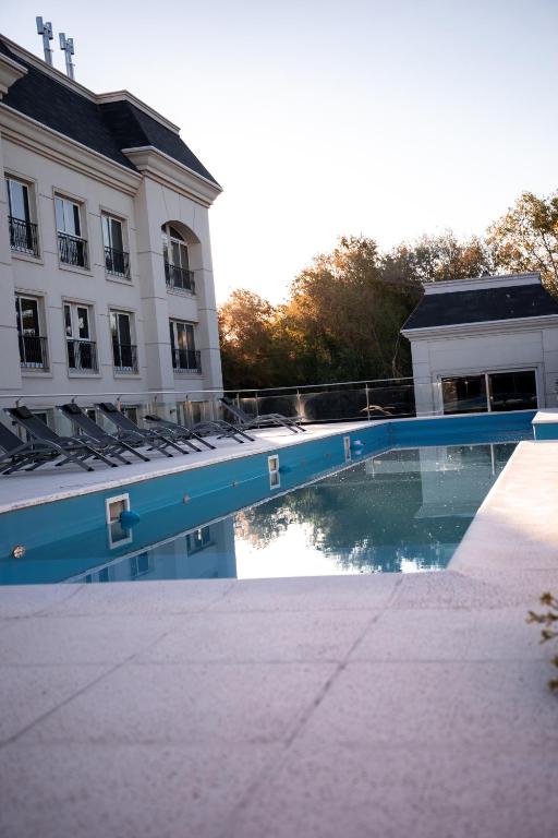 Apart France - Con gim, piscina y estacionamiento - Ferienwohnung Río Cuarto
