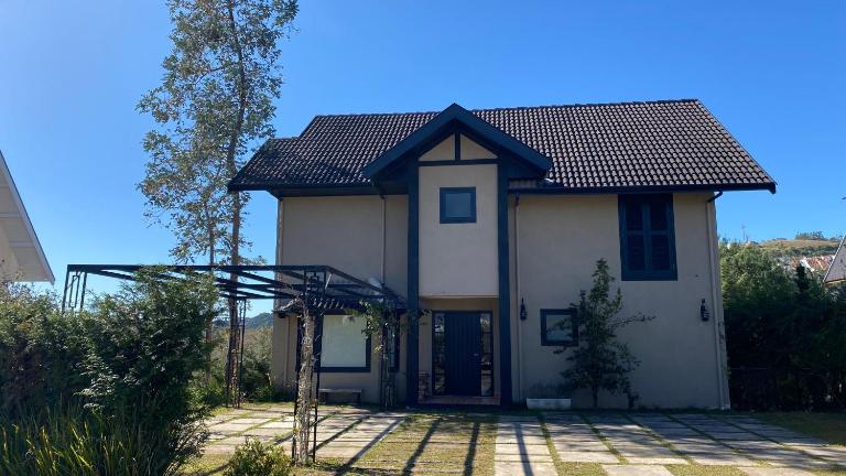 HOSTYN Casa Paraiso nas Montanhas, Condominio de Alto Padrão cercado pela Natureza - B&B Campos do Jordão