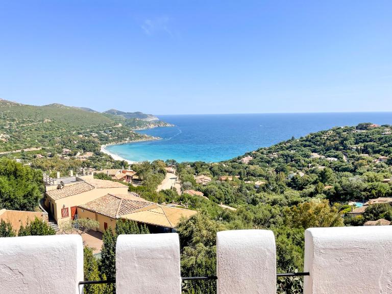 Villa Mizar - Newly Renovated Private and an Amazing View - Bed and Breakfast Torre delle Stelle