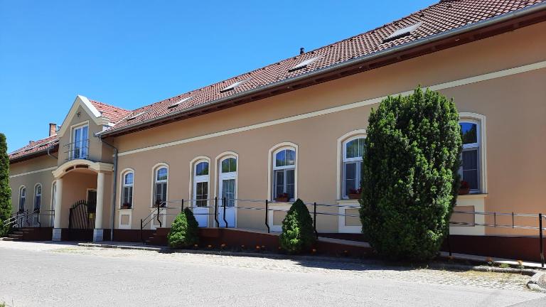 Orchidea Apartmanház - B&B Gyomaendrőd