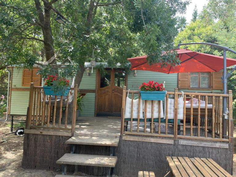 Roulotte en bois Sud France - Ferienwohnung Le Soler