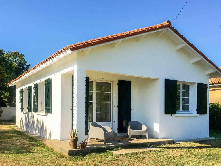 VILLA BERNACHE, maison bord de mer - B&B Marennes