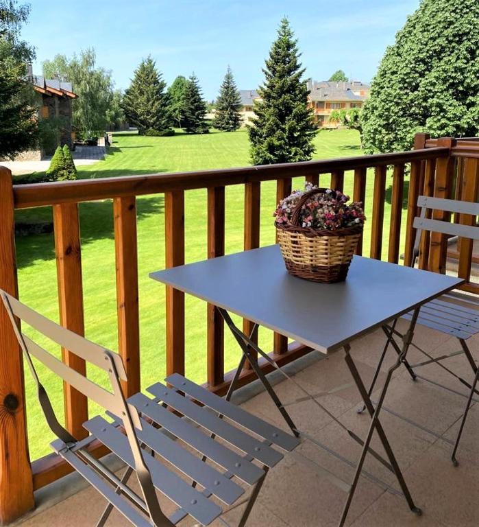 Amplio apartamento en Puigcerda - Chambres d'hôtes Puigcerdà