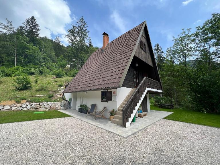 Our Forest House - B&B Trzic