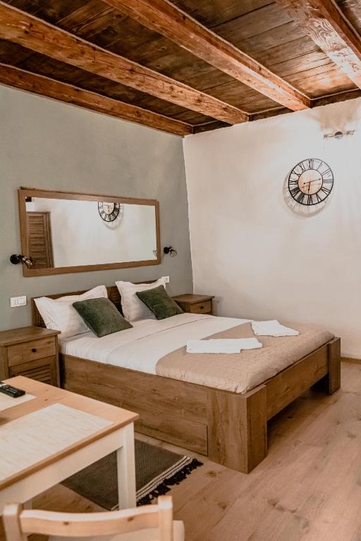 Central garden apartments - B&B Braşov
