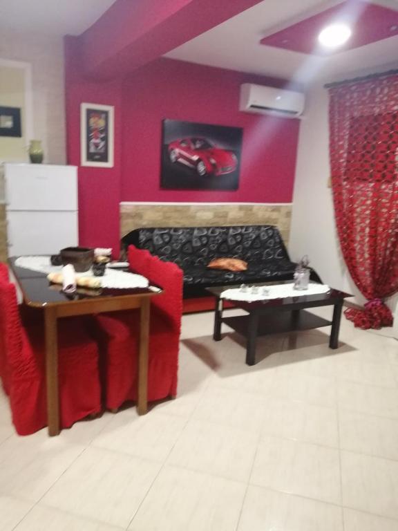 Sweet home - Ferienwohnung Néa Michanióna