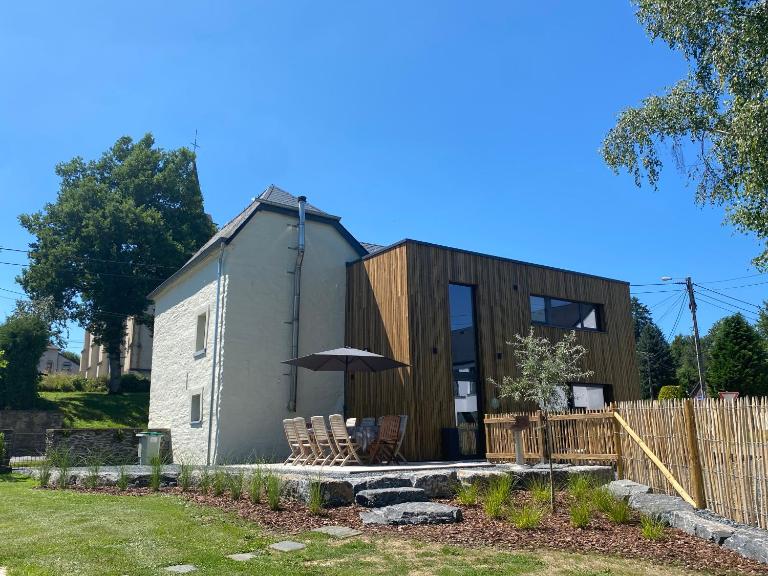 Le Héron - Gîte de charme clôturé, accès à la rivière - 6 ou 10 personnes - B&B Fauvillers