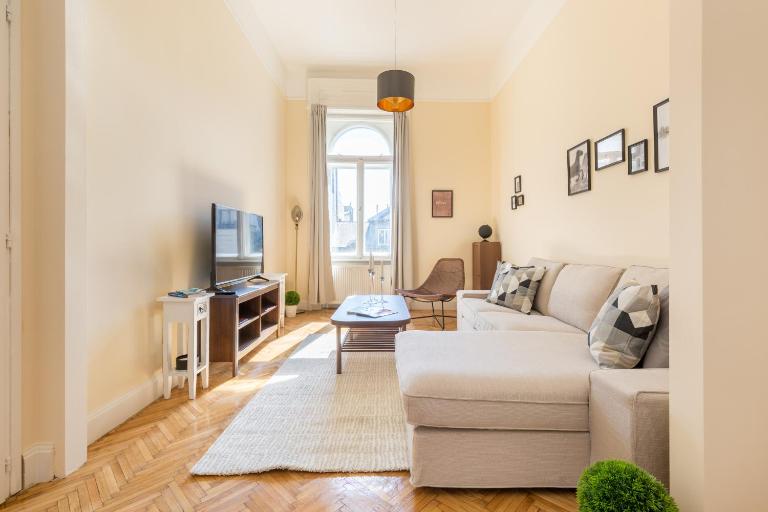 City Center Dream Home 2BR/2Bath - B&B Budapest