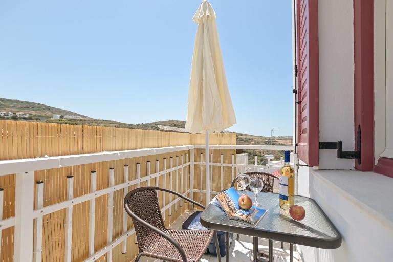 Akakia Residence - Chambres d'hôtes Vívlos