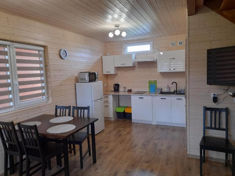 Malwa Domki Letniskowe - Bed and Breakfast Rusinowo