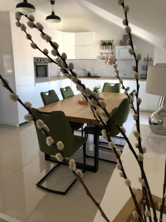 APARTMENT DEANA - Ferienwohnung Jezera