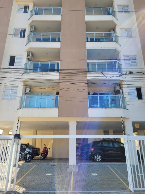 Ubatuba - Apartamento no Centro da Cidade próximo a restaurantes e às grande, centro, Itaguá, etc. - B&B Ubatuba