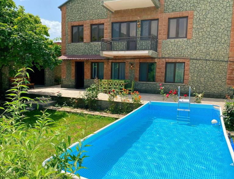 ECO PARK RESORT - Chambres d'hôtes Idjevan