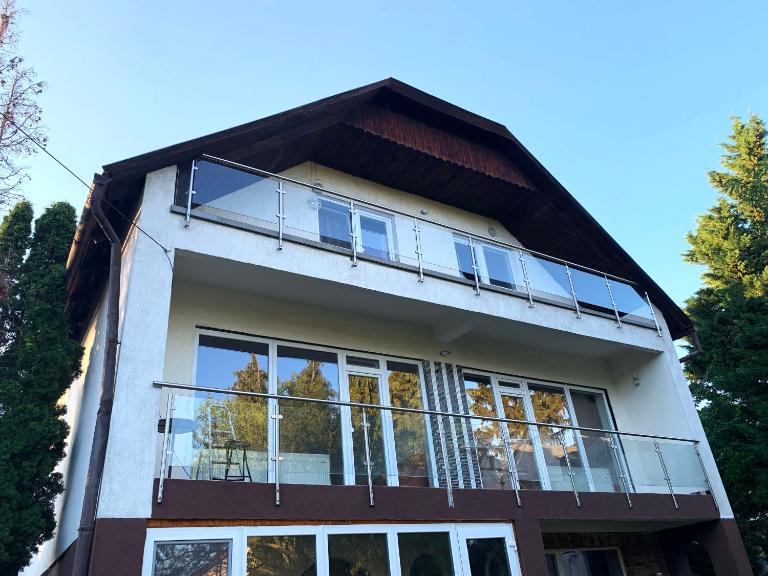 Ari Villa Révfülöp - B&B Révfülöp